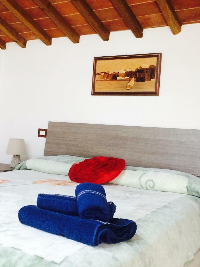 Ferienwohnung Mansarda Degli Ulivi Rigomagno Exterior foto