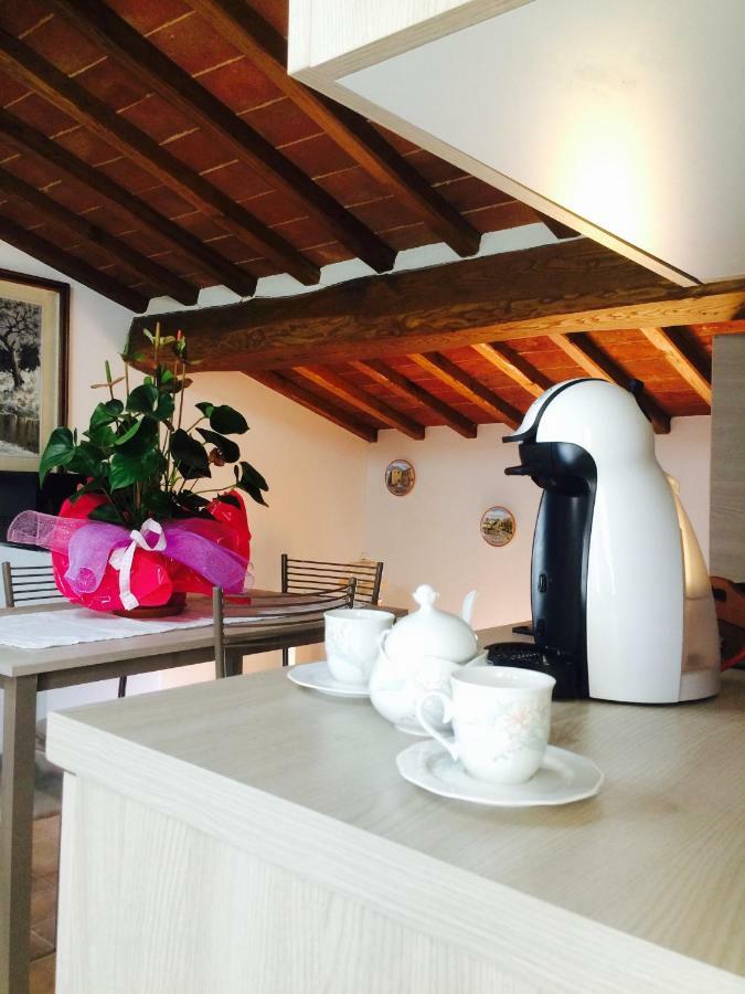 Ferienwohnung Mansarda Degli Ulivi Rigomagno Exterior foto