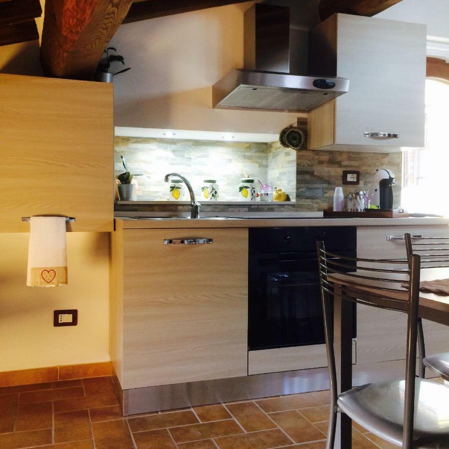 Ferienwohnung Mansarda Degli Ulivi Rigomagno Exterior foto